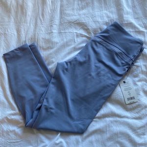 BOOTYFUL LEGGINGS size medium